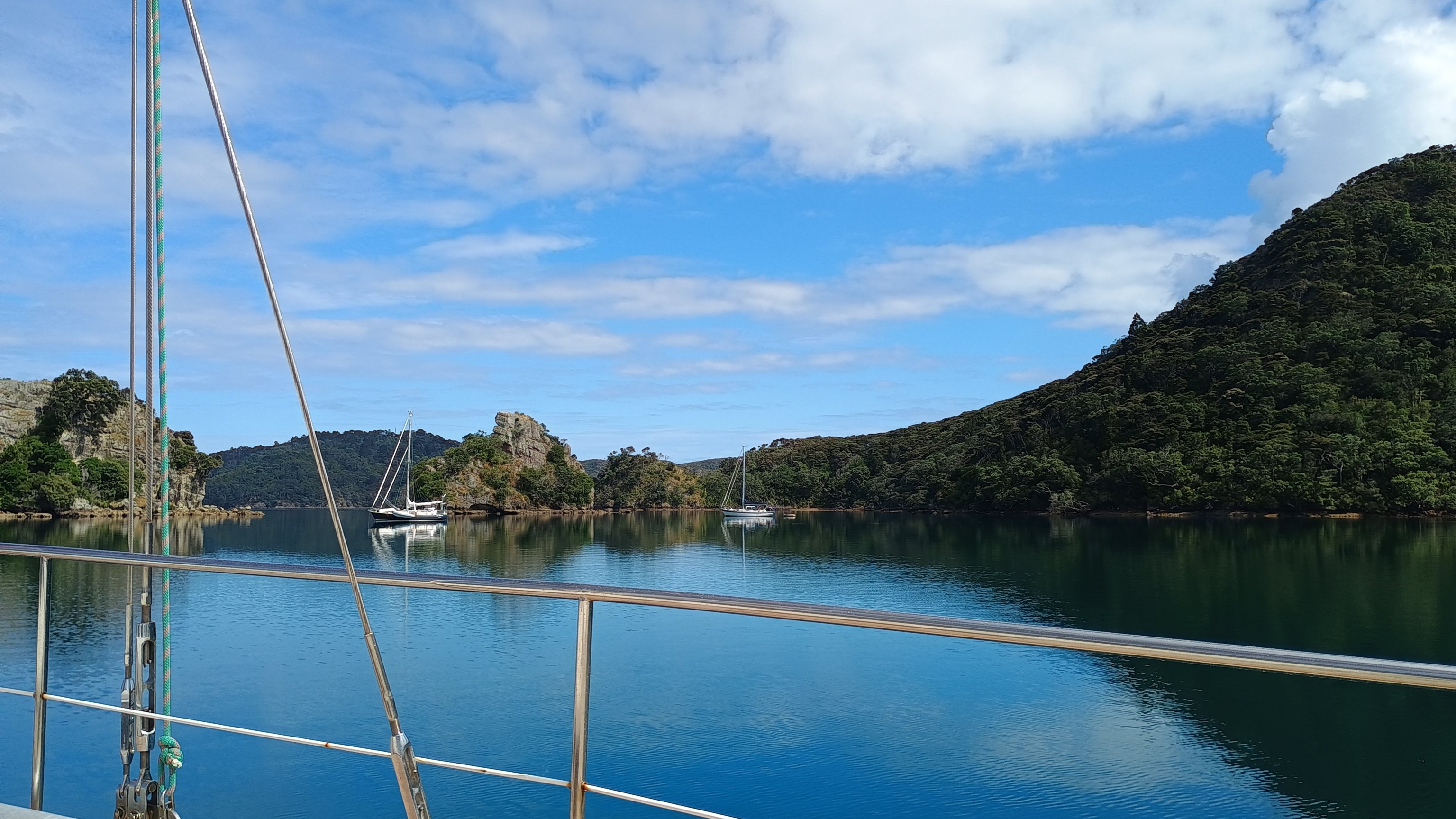  🇳🇿️ Christmas at Great Barrier Island images/2024/gre/2 islands.jpg