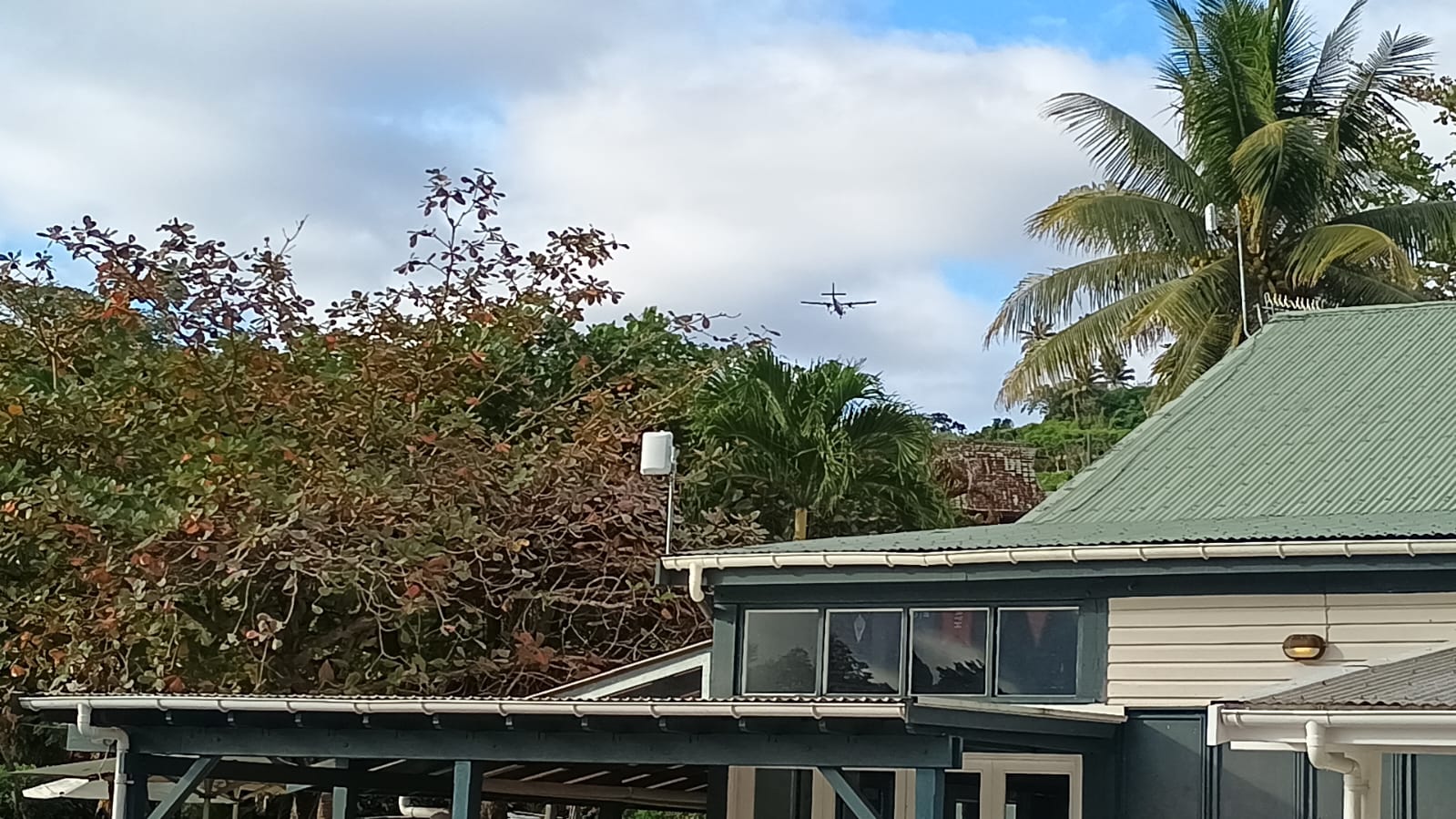  🇫🇯️ Savusavu and Namena island images/2024/sasa/air.jpg