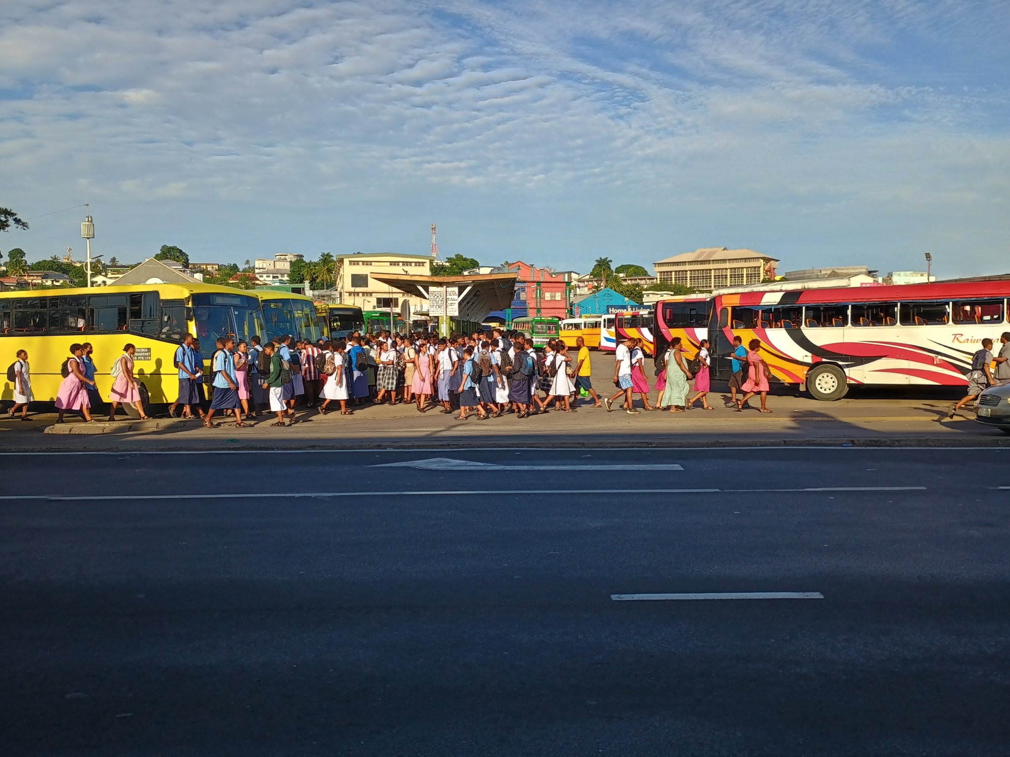  🇫🇯️ Suva in Fiji images/2024/su/bus.jpg